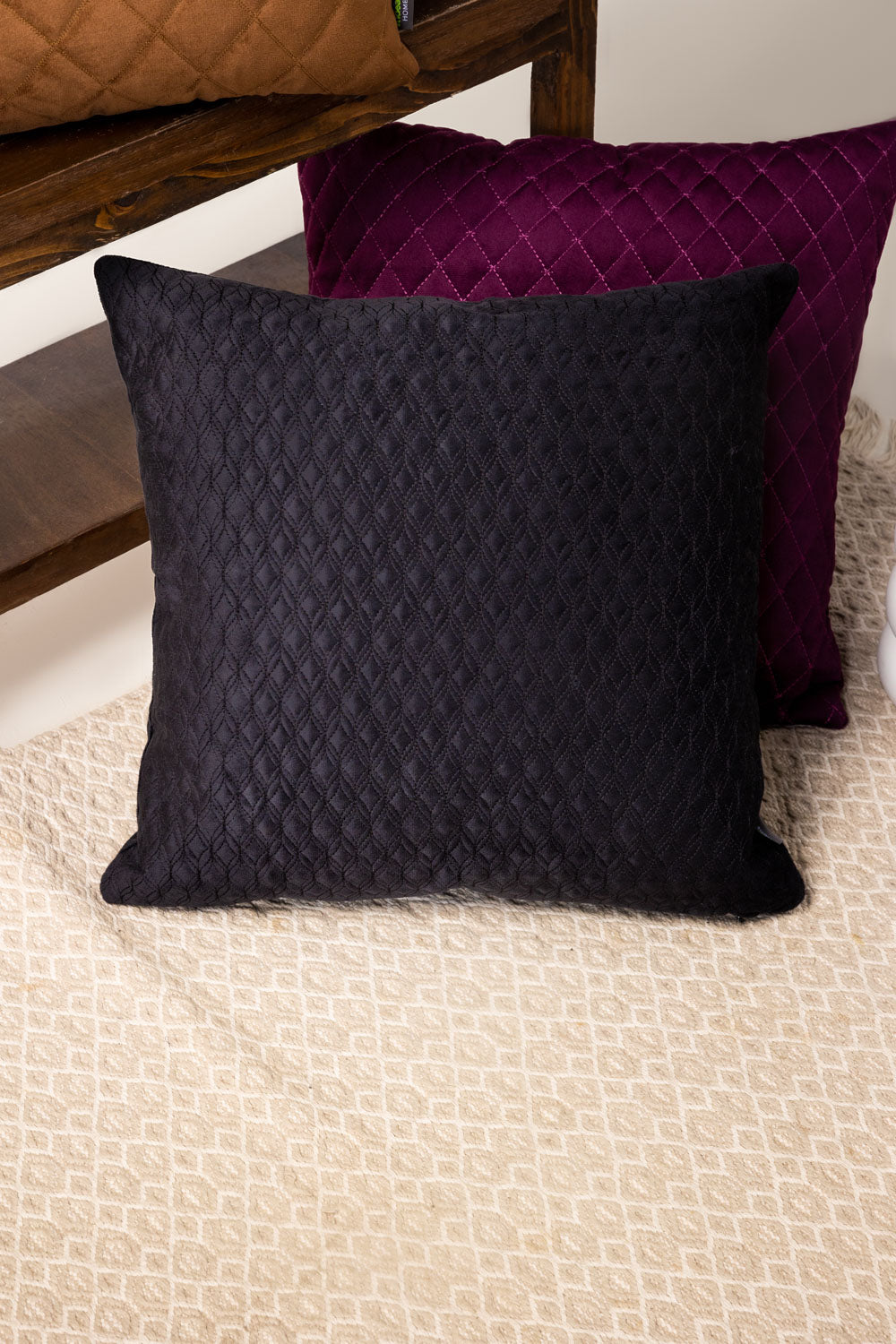 Qvc-002 Cushion Cover