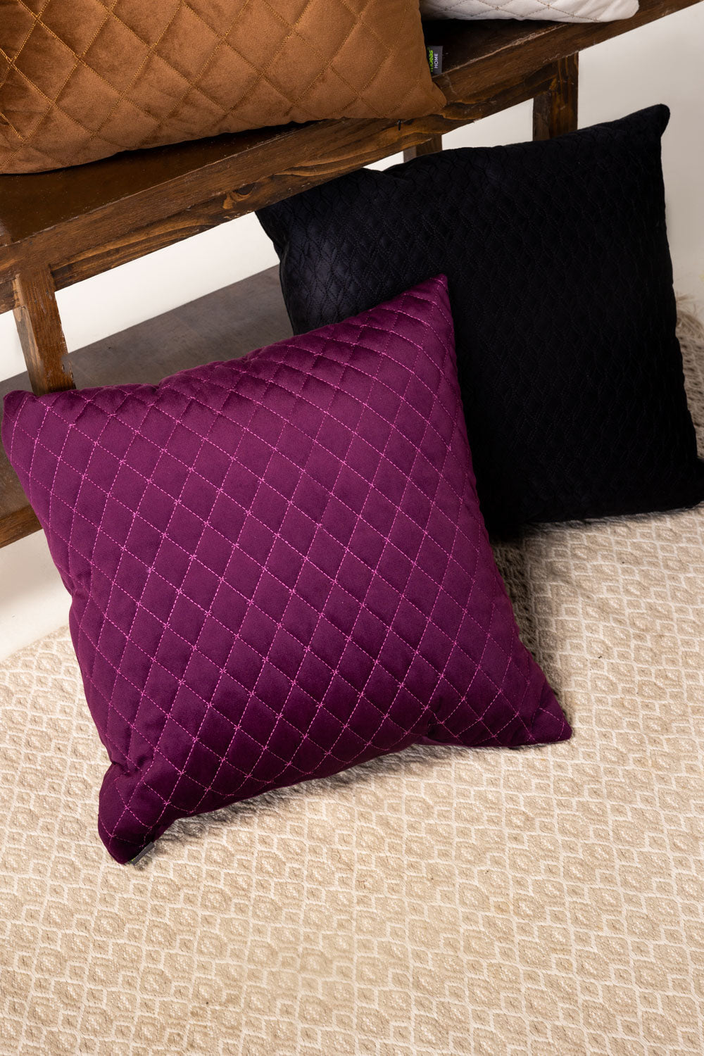 Qvc-005 Cushion Cover