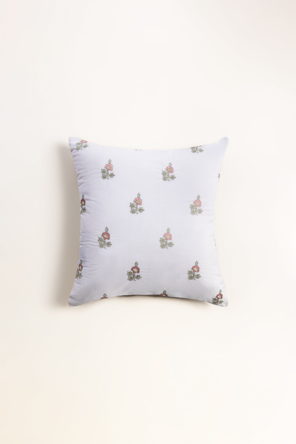 Vec-008 Velvet Embroidered Cushion Cover
