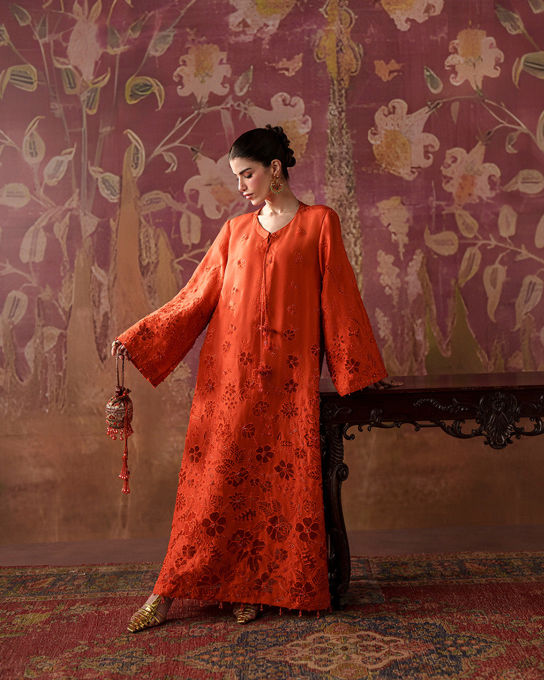 https://cdn.shopify.com/s/files/1/0262/2531/1795/files/Ahlam-3.jpg?v=1778741557