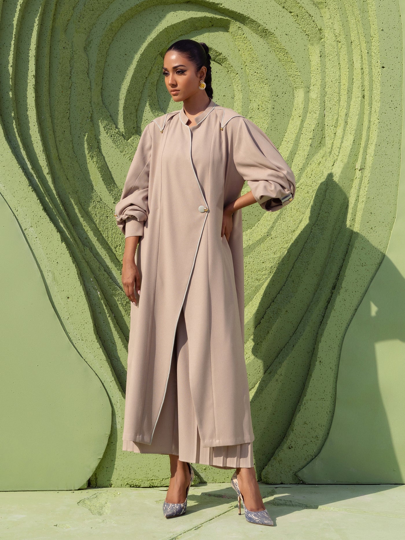https://i0.wp.com/iqa.design/wp-content/uploads/2026/02/Alina-10.jpg?fit=1920%2C2560&ssl=1