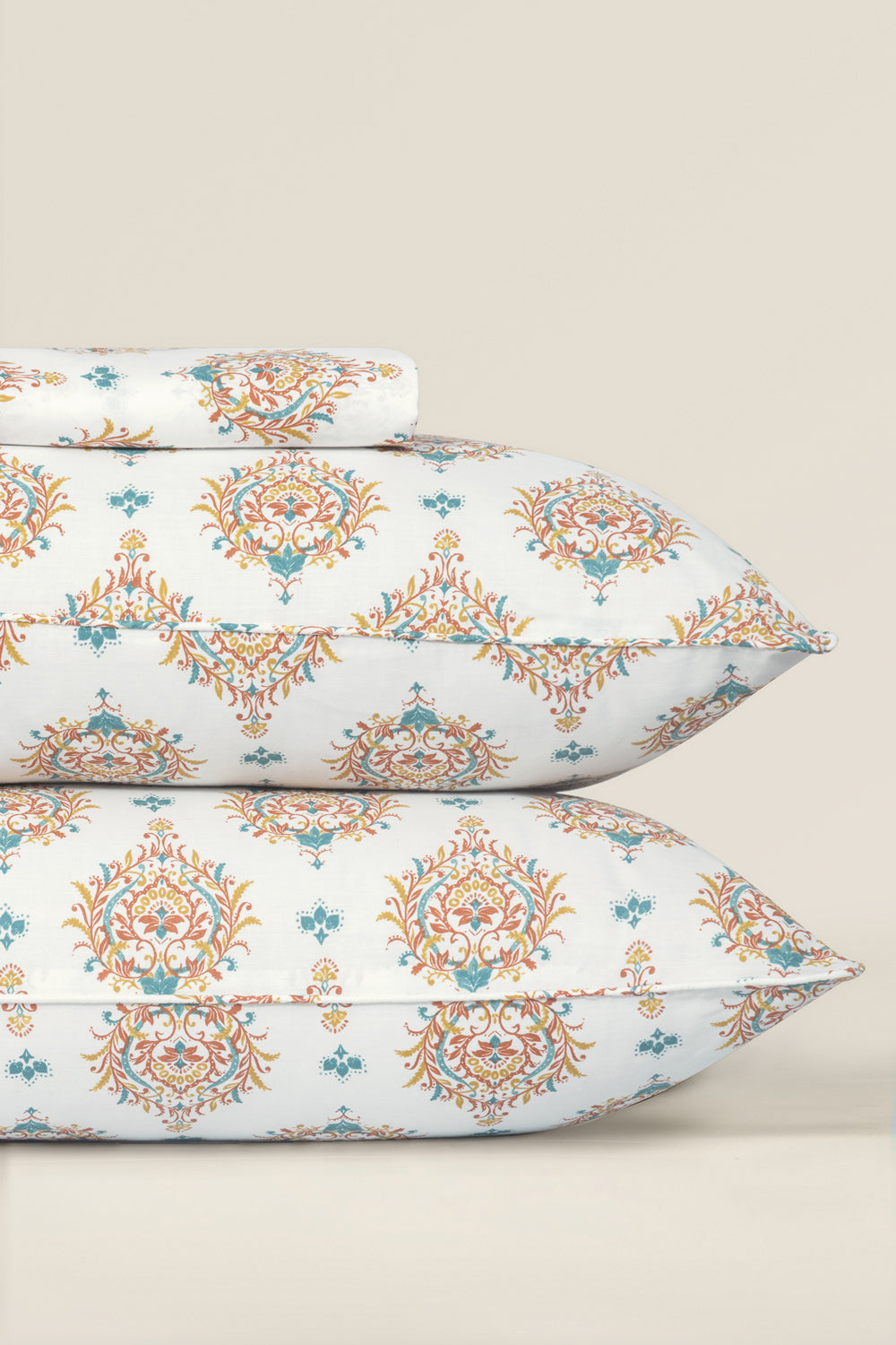 Amber Charm T-150 Bed Sheet Set