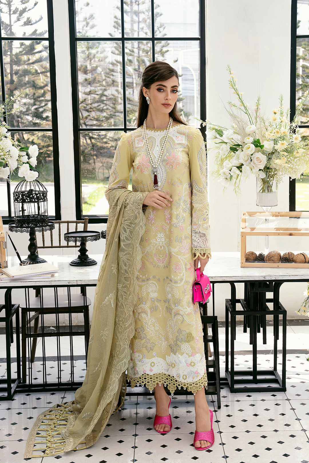 Mysie by Tahira