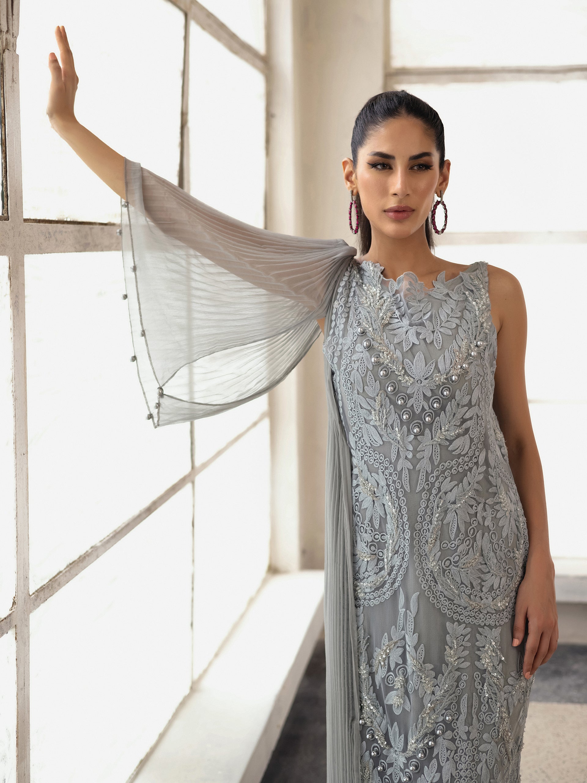 https://cdn.shopify.com/s/files/1/0768/4872/6205/files/Arora-2.jpg?v=1777646413