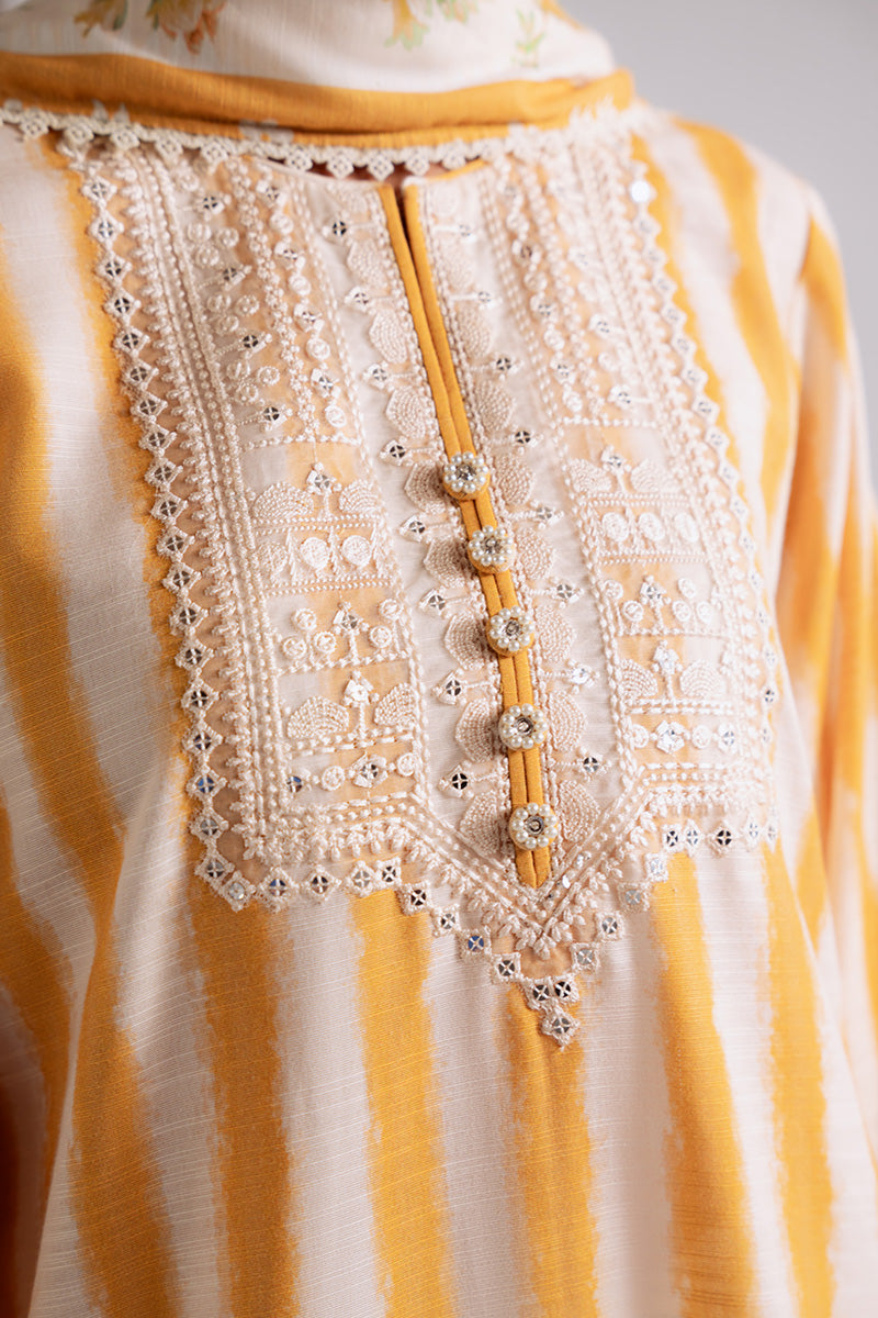 Ochre Bliss-3Pc Khaddar Printed Suit