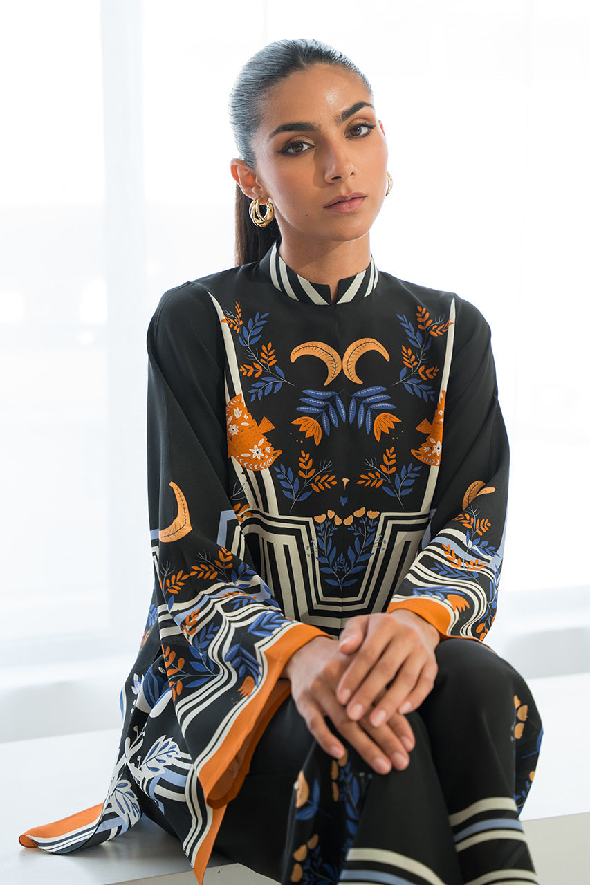 https://cdn.shopify.com/s/files/1/0588/3661/5221/files/Avya_casual_5.jpg?v=1751622760