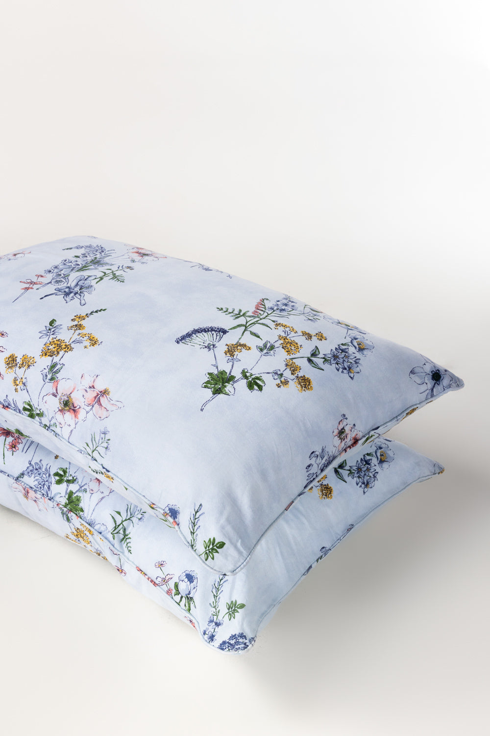 Azure Bud T-300 Pillow Cover Set