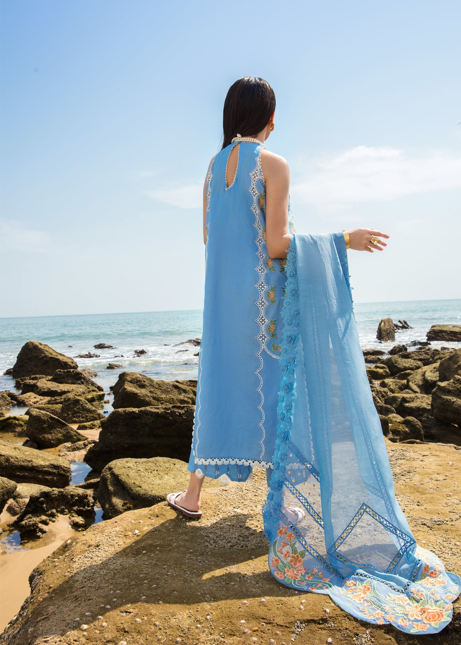 https://cdn.shopify.com/s/files/1/0634/9714/2487/products/B4.jpg?v=1684333260