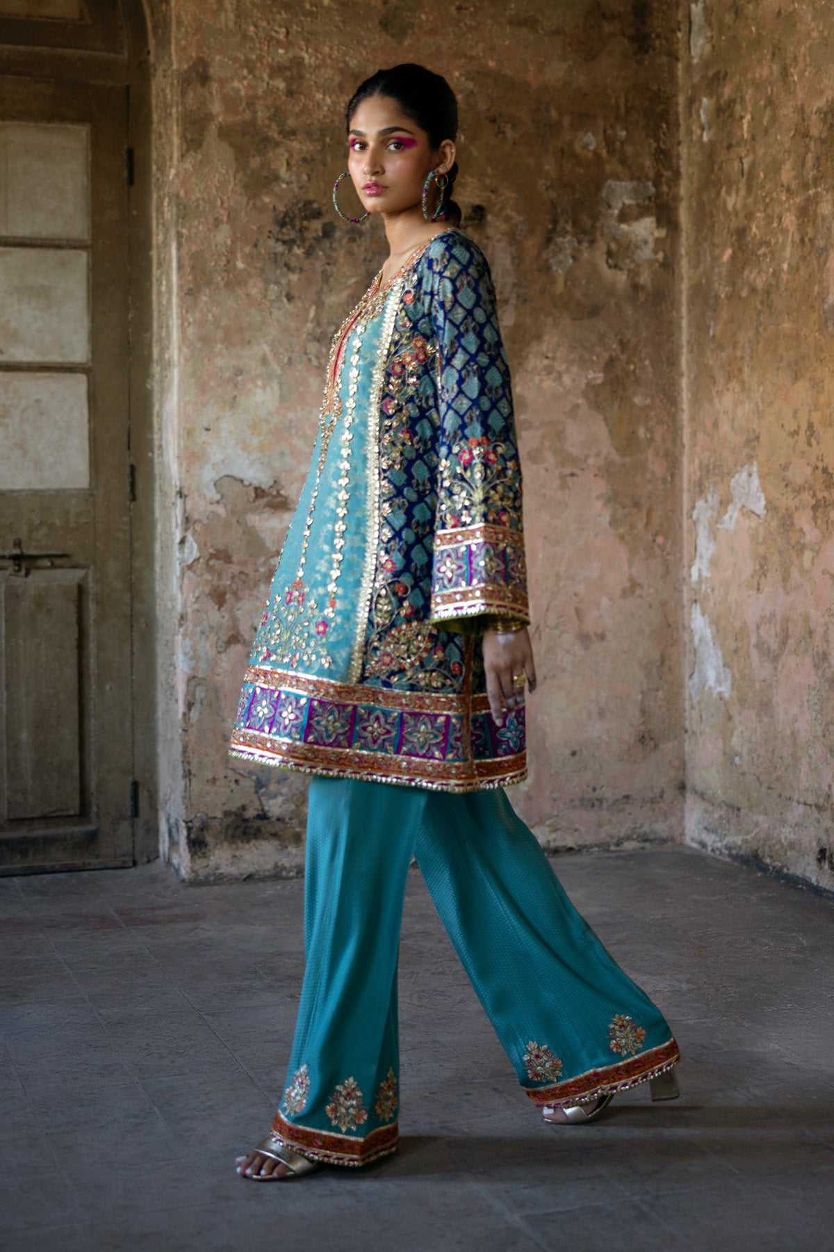 Lana Onyx Raw Silk Kalidaar