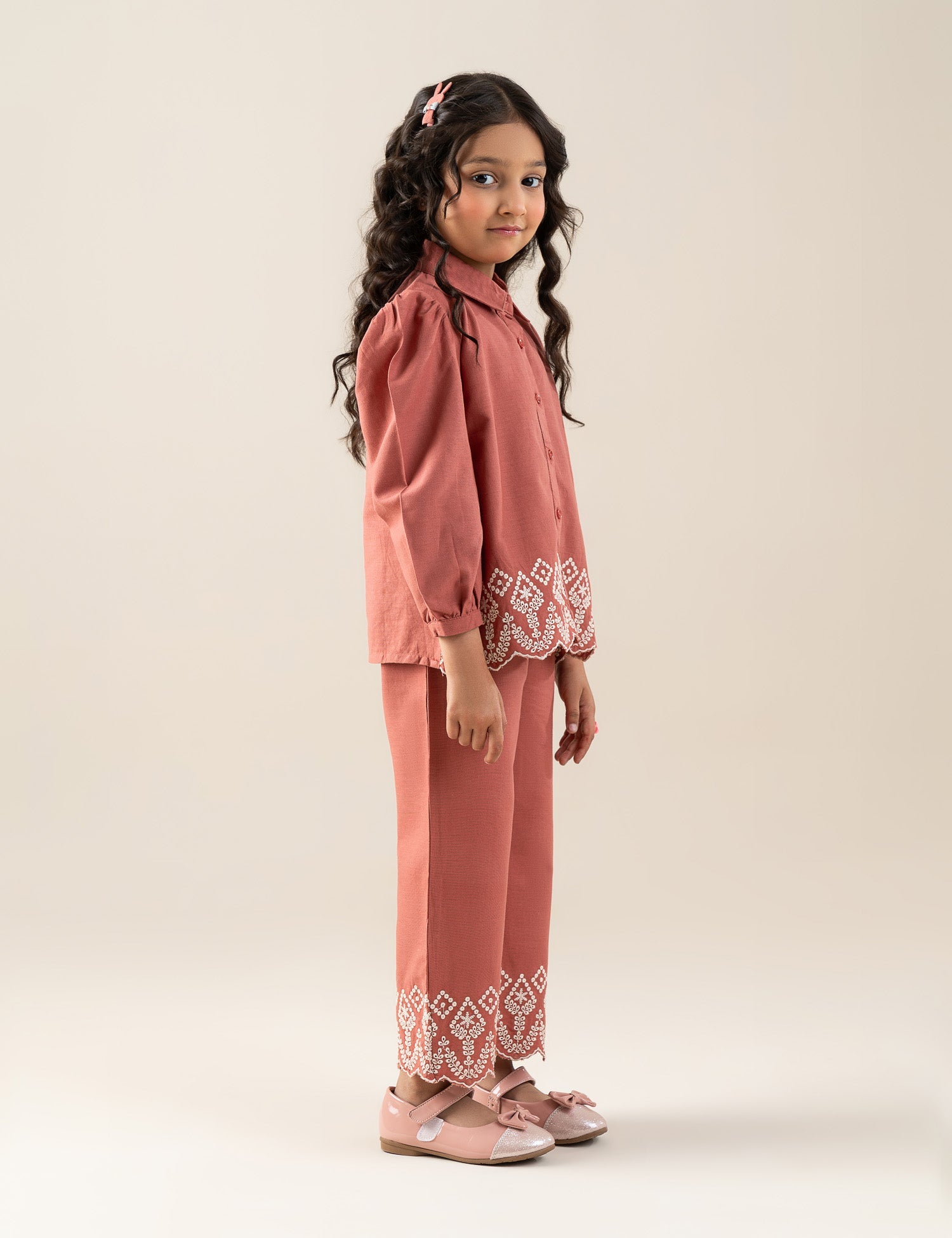 2 PIECE FLORAL EMBROIDERED SUIT