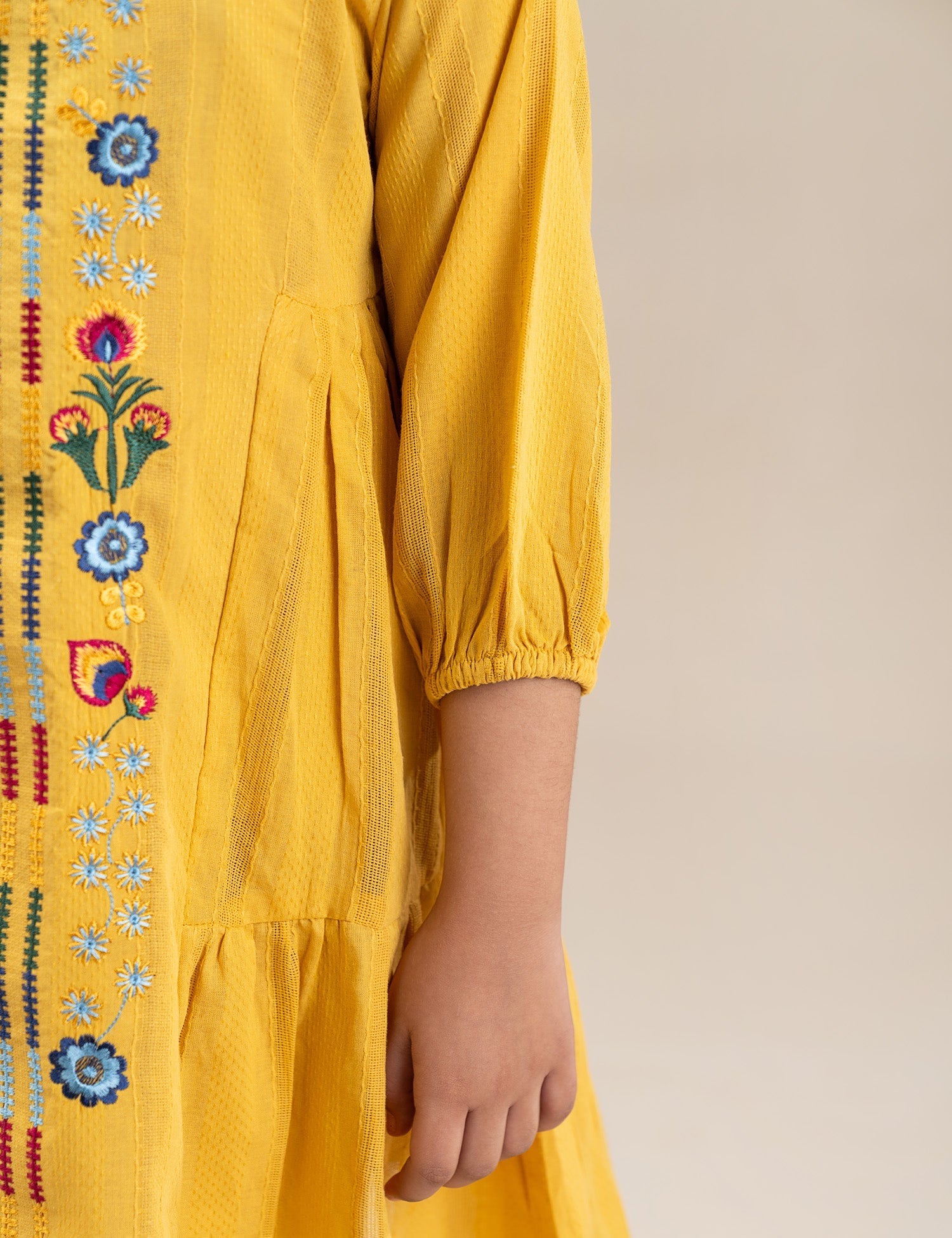 FLORAL EMBROIDERED DRESS