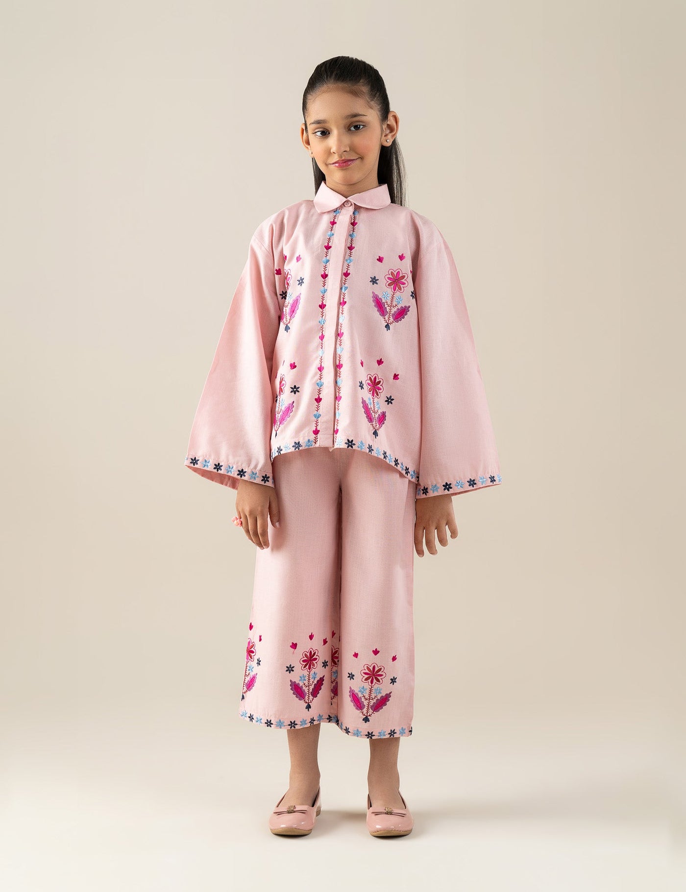 https://cdn.shopify.com/s/files/1/0488/9201/8848/files/BK12601BGWS8533_1_f169baf0-70ff-4f48-868d-5c4962907a25.jpg?v=1773826578