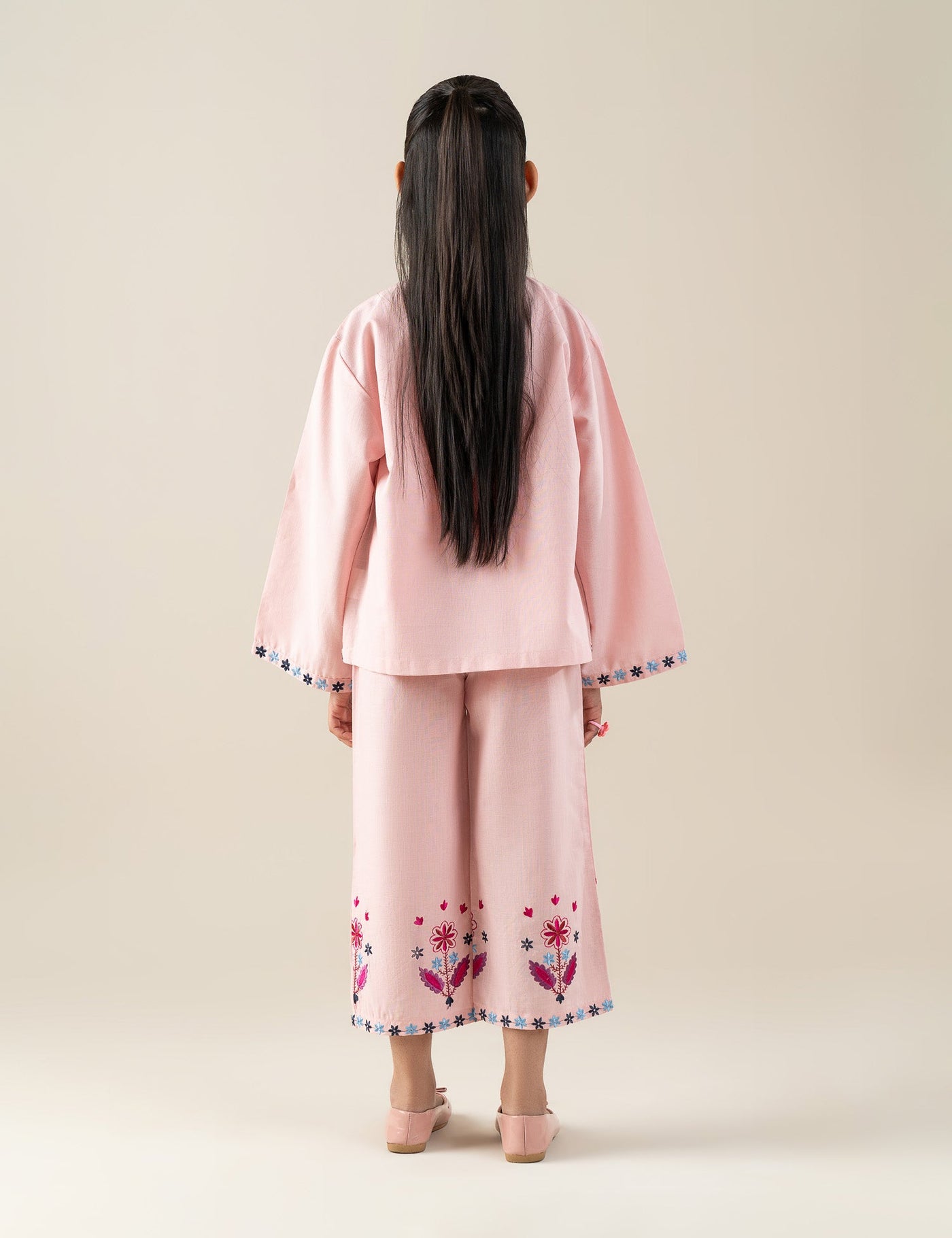 https://cdn.shopify.com/s/files/1/0488/9201/8848/files/BK12601BGWS8533_5_c5d3d6c1-5fa1-441d-b95f-54c0d4bf61cb.jpg?v=1774447029