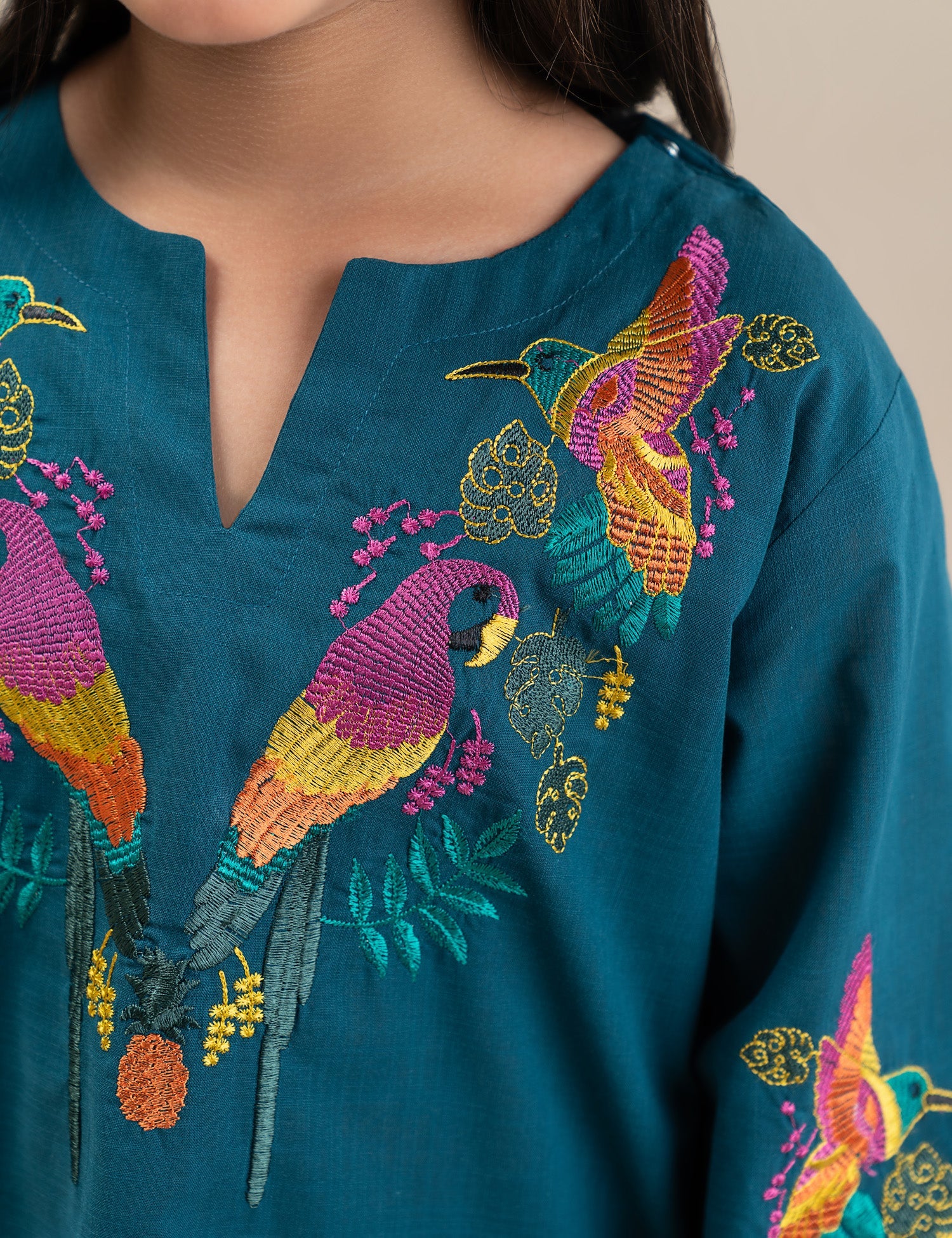 BIRD EMBROIDERED TOP