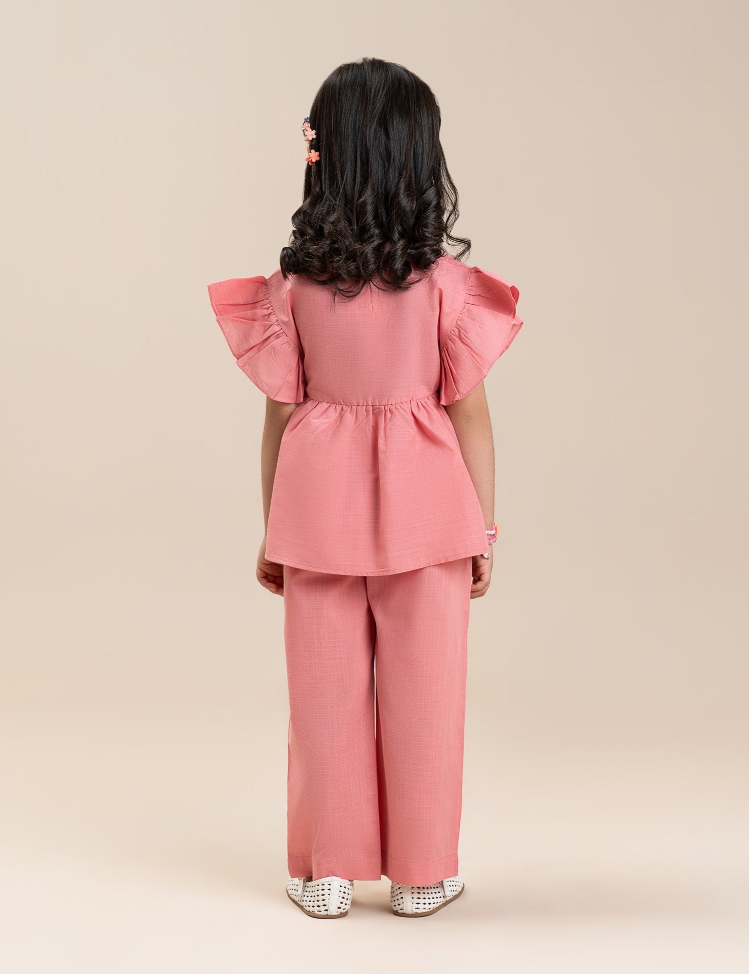 https://cdn.shopify.com/s/files/1/0488/9201/8848/files/BK12602LGWT7583_5_e9f75201-05e7-475e-b530-e5e47033607a.jpg?v=1782299359