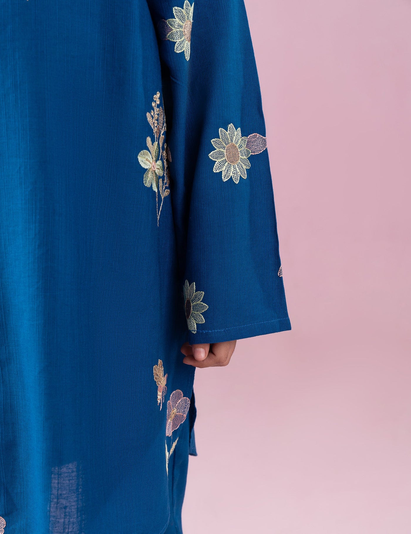 2 PIECE FLORAL EMBROIDERED SUIT