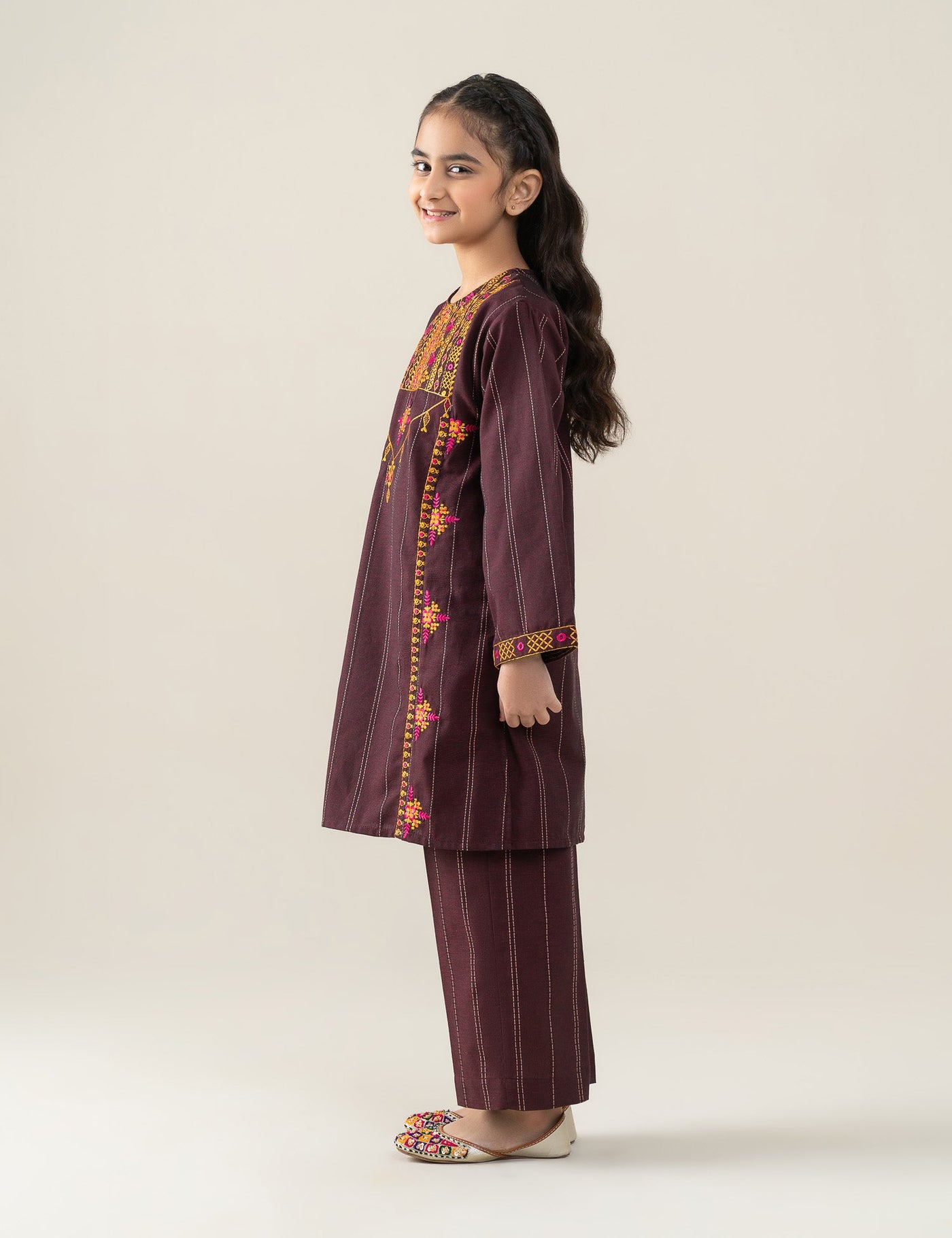 2 PIECE FLORAL EMBROIDERED SUIT