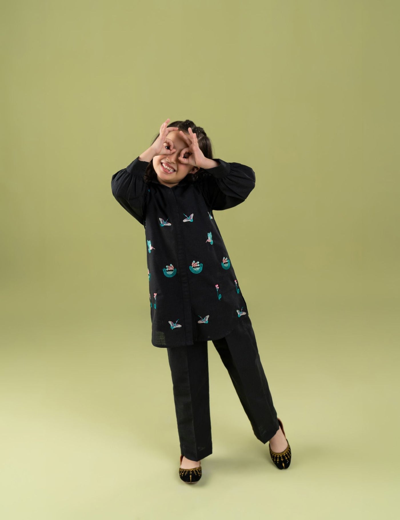 2 PIECE FLORAL EMBROIDERED SUIT