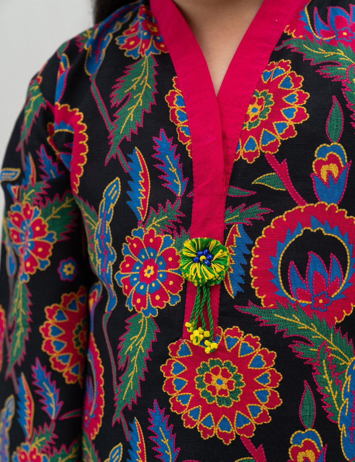 2 PIECE FLORAL PRINTED SUIT