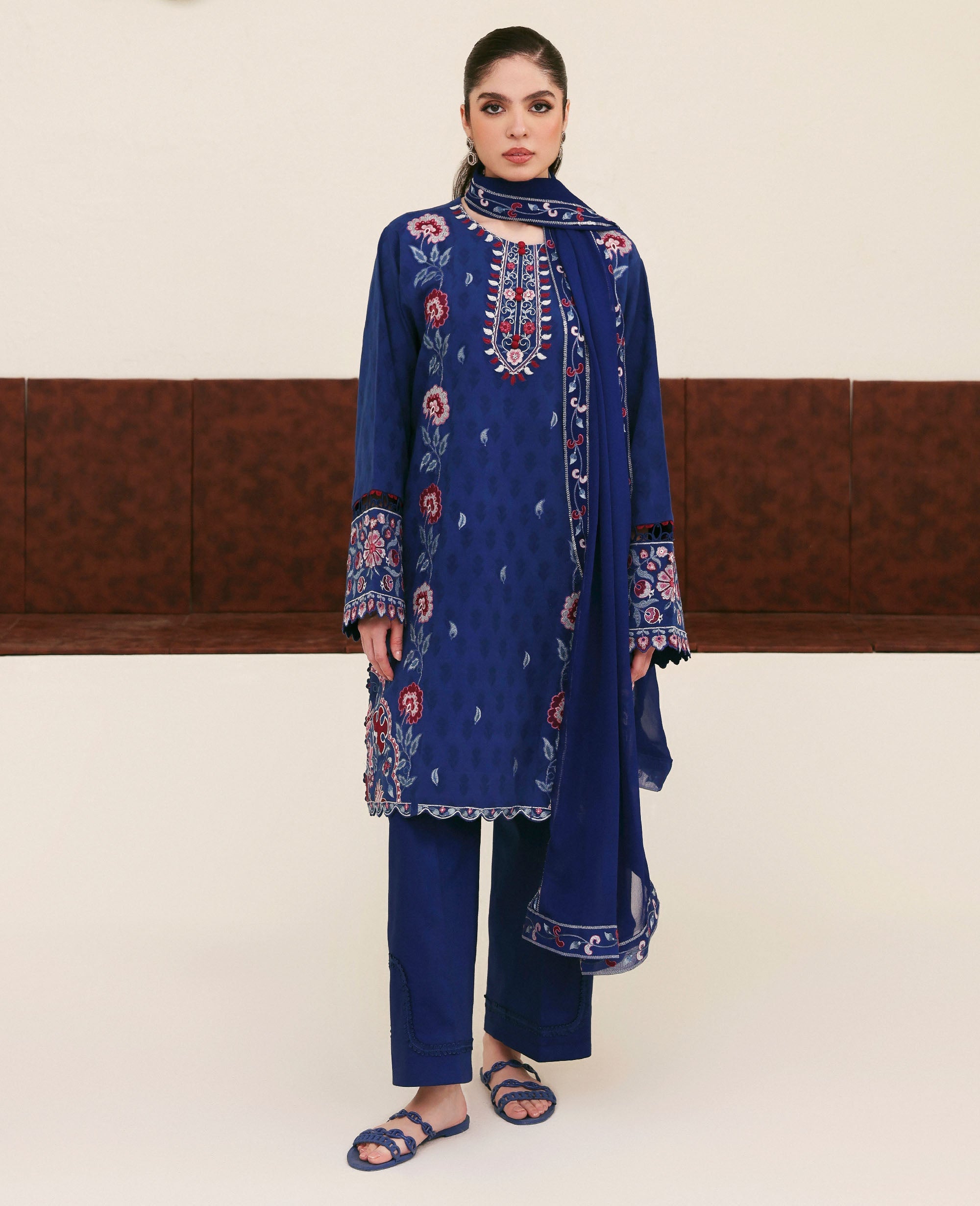 Mavi Ivory Shirt And Dupatta