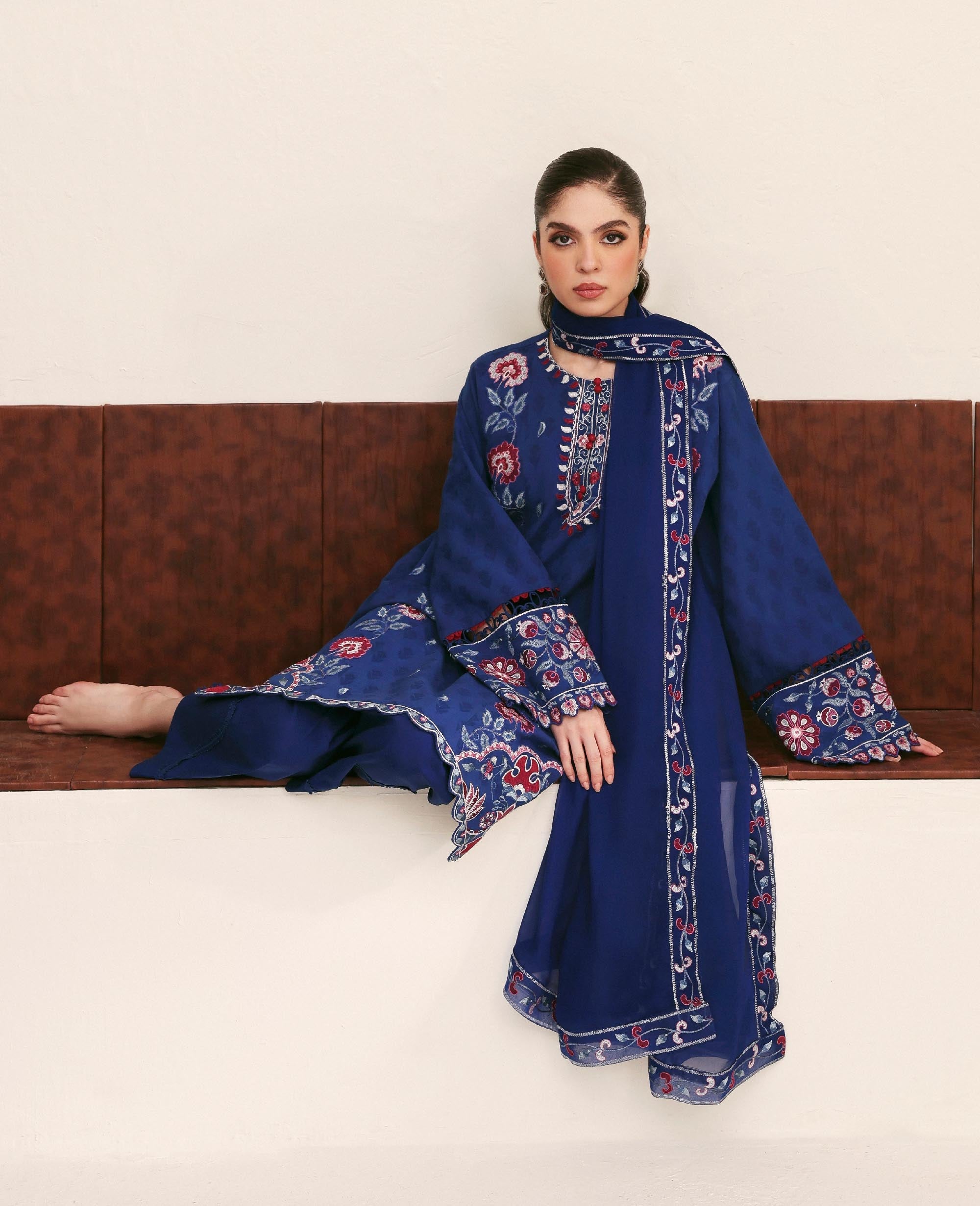 Mavi Ivory Shirt And Dupatta