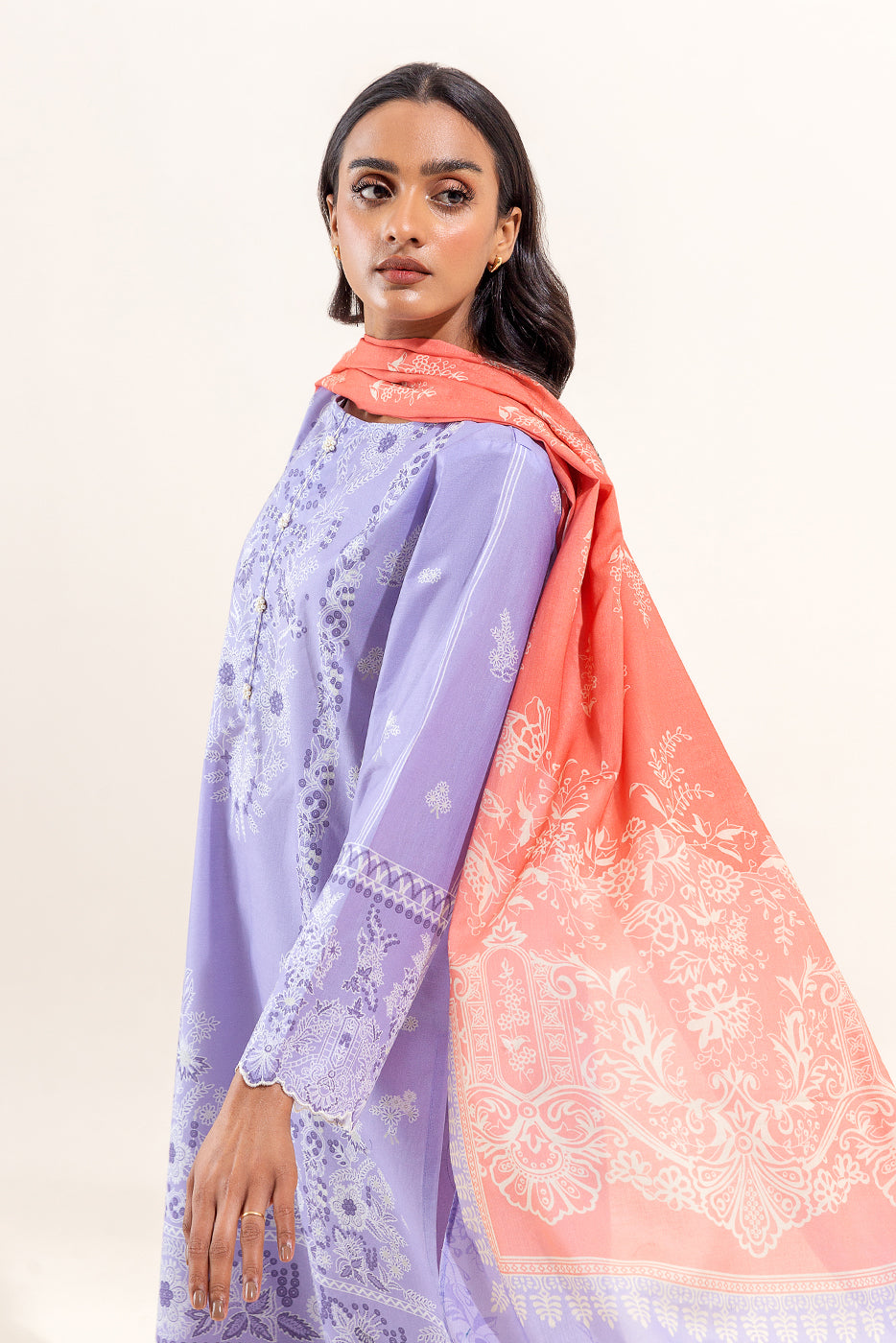 https://cdn.shopify.com/s/files/1/0488/9201/8848/files/BT12401UN004246_1.jpg?v=1710759367