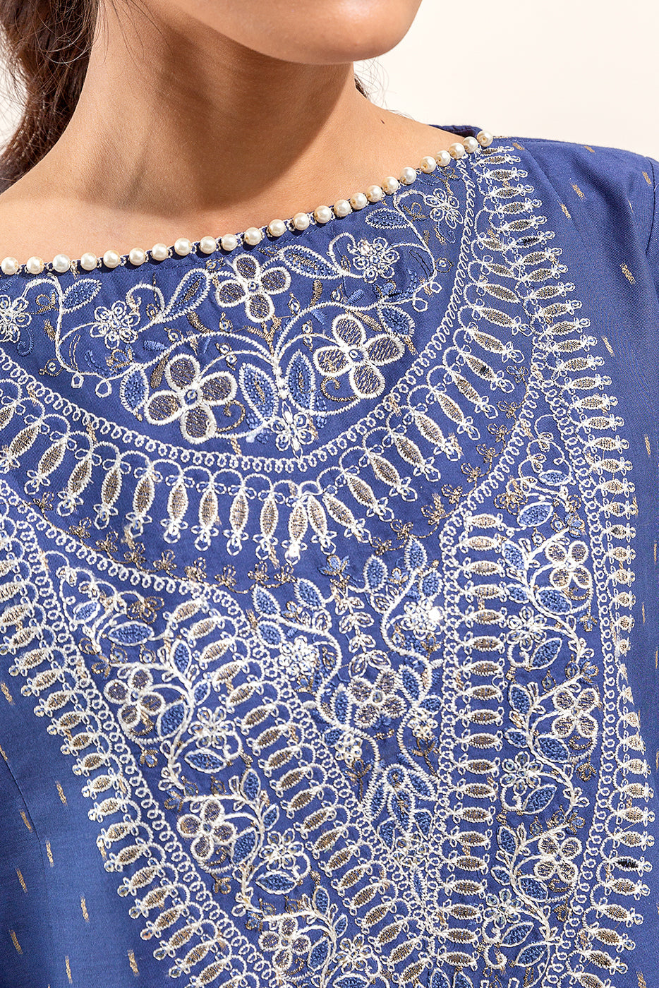 3 Piece Embroidered Jacquard Suit (Unstitched)