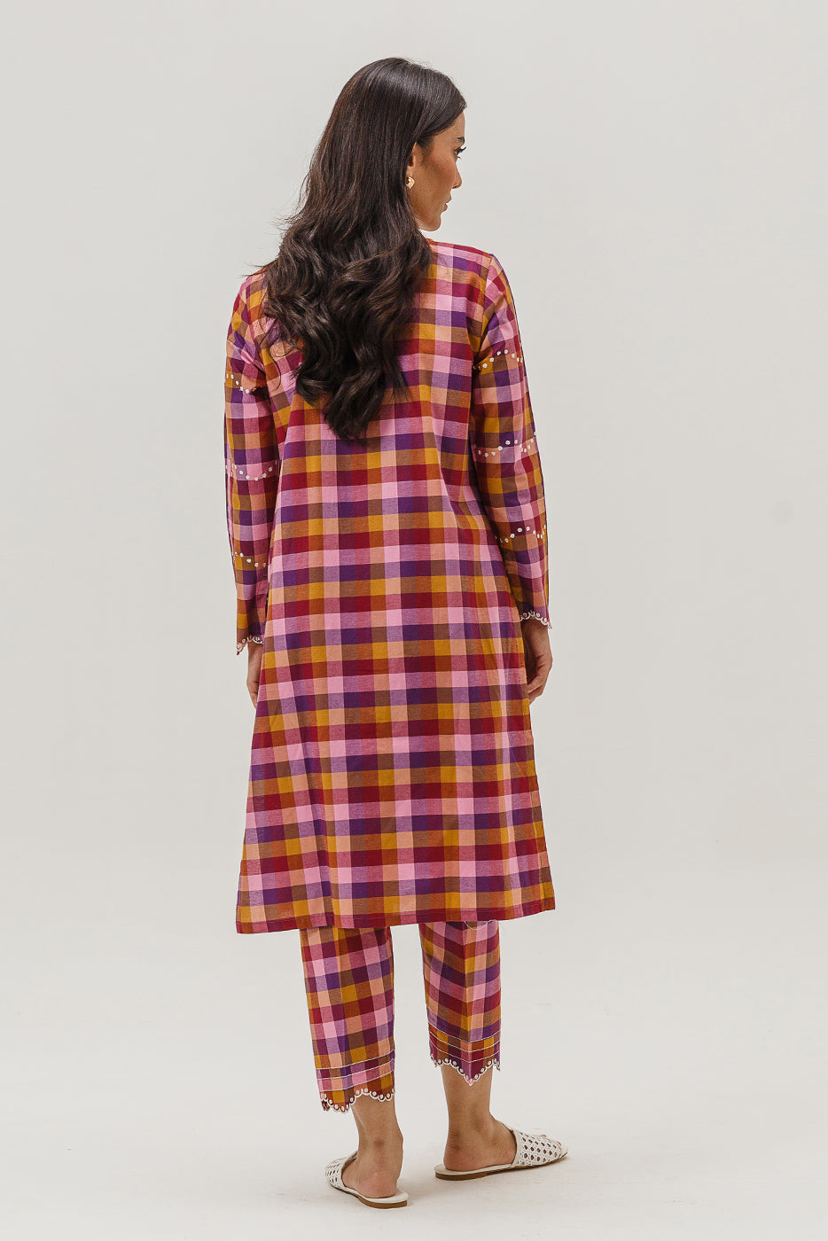 2 Piece Embroidered Yarn Dyed Suit (Pret)