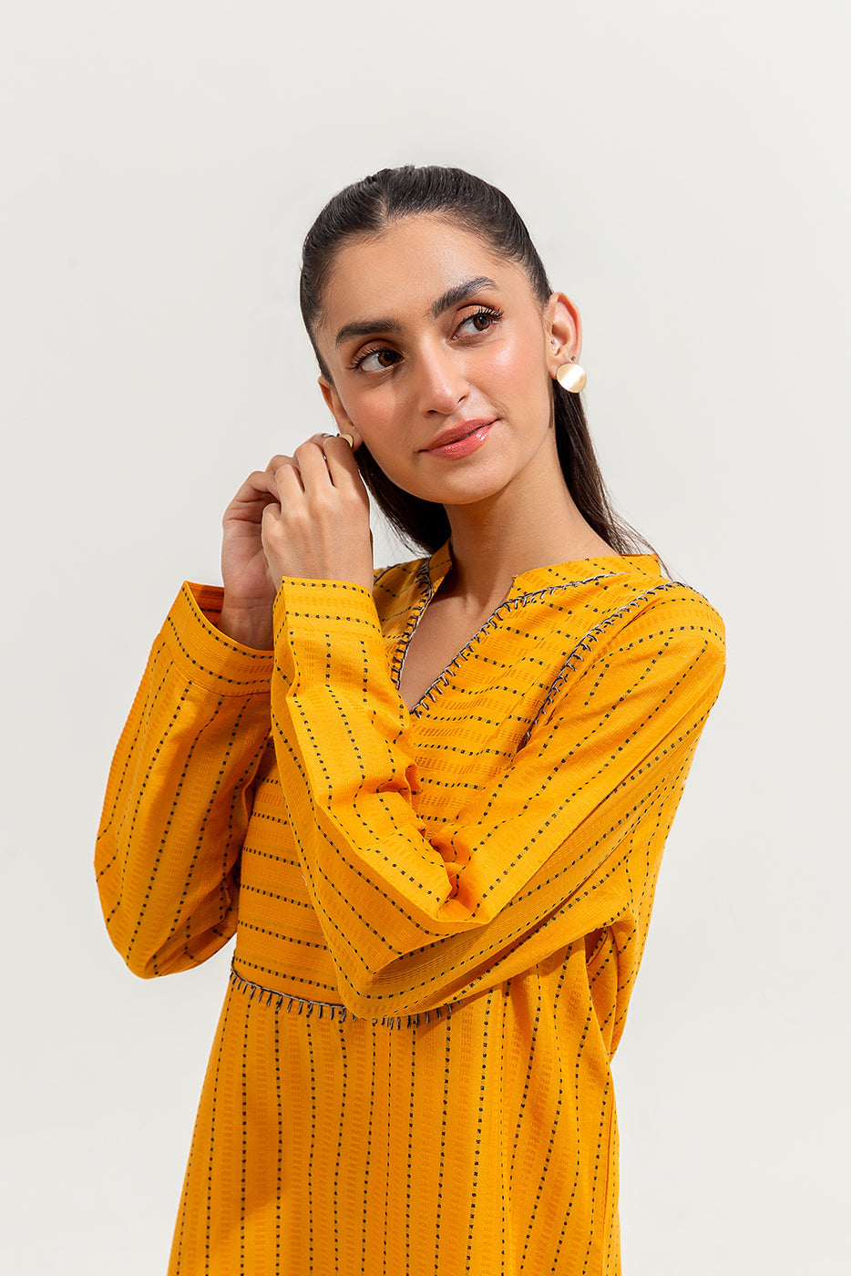 2 Piece Embroidered Jacquard Suit (Pret)