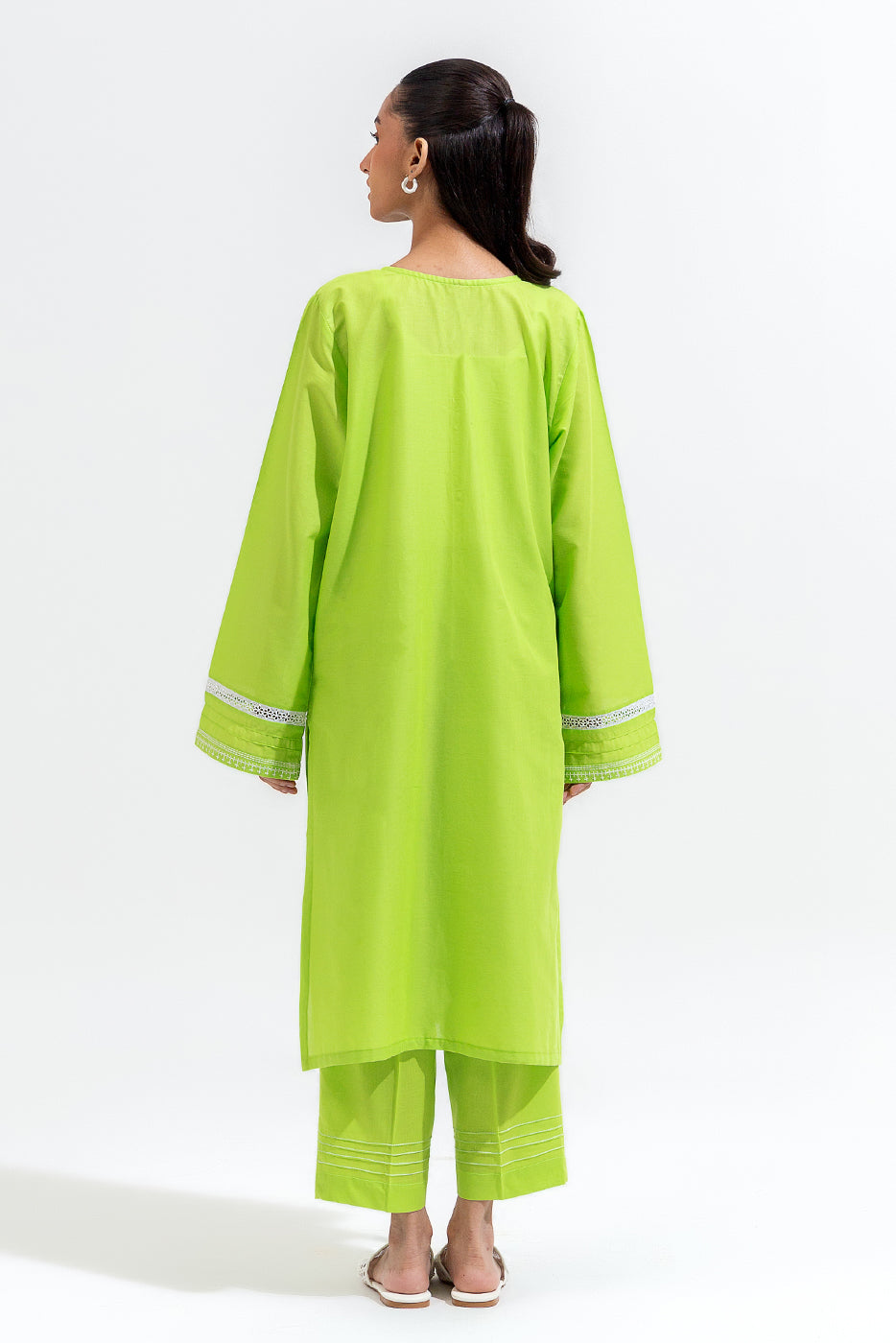2 PIECE EMBROIDERED LAWN SUIT (PRET)