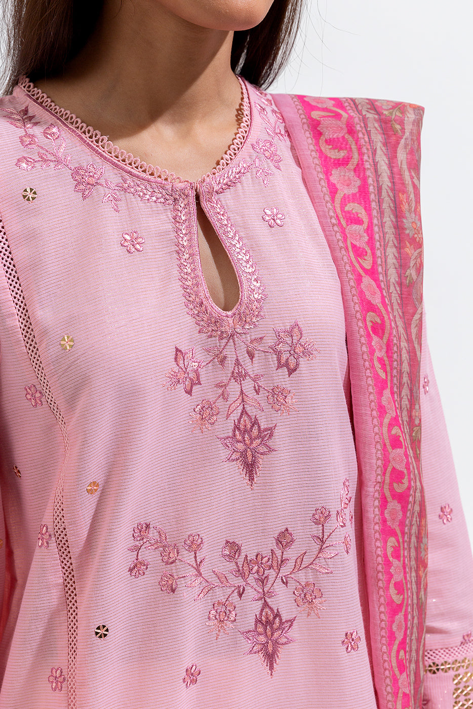 2 Piece Embroidered Missouri Lawn Suit (Luxury-Pret)
