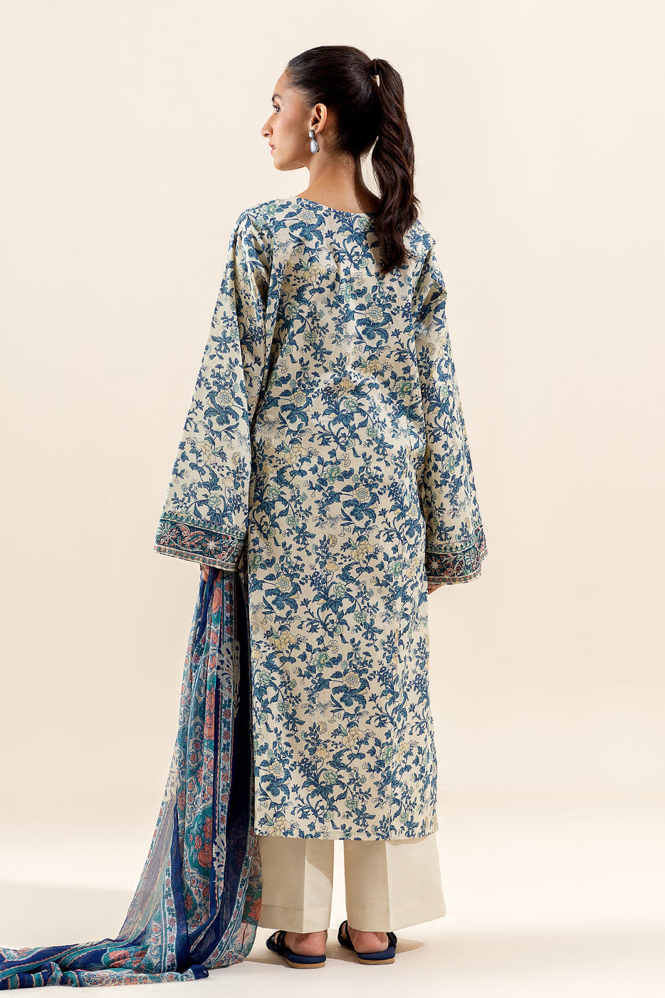 Embellished Trousers(As Shown)
