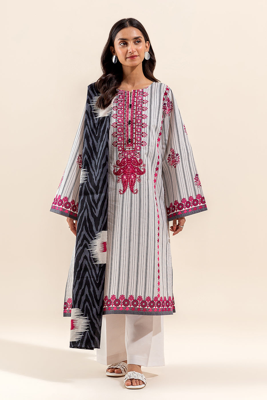 3 Piece Embroidered Lawn Suit-Sangria Brust (Unstitched)