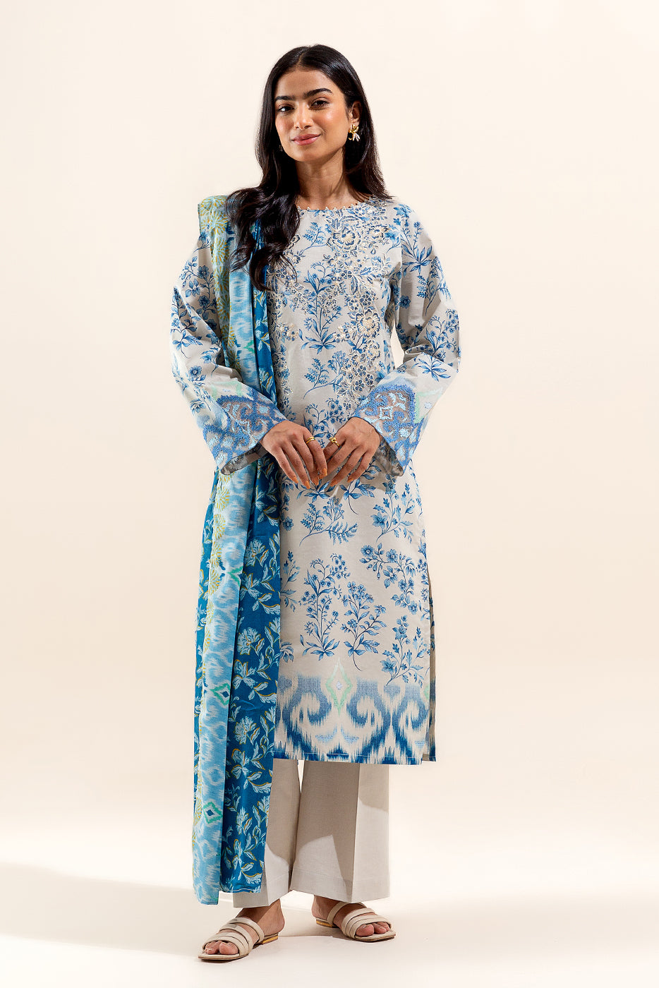 https://cdn.shopify.com/s/files/1/0488/9201/8848/files/BT12403UN004173_2.jpg?v=1717148925