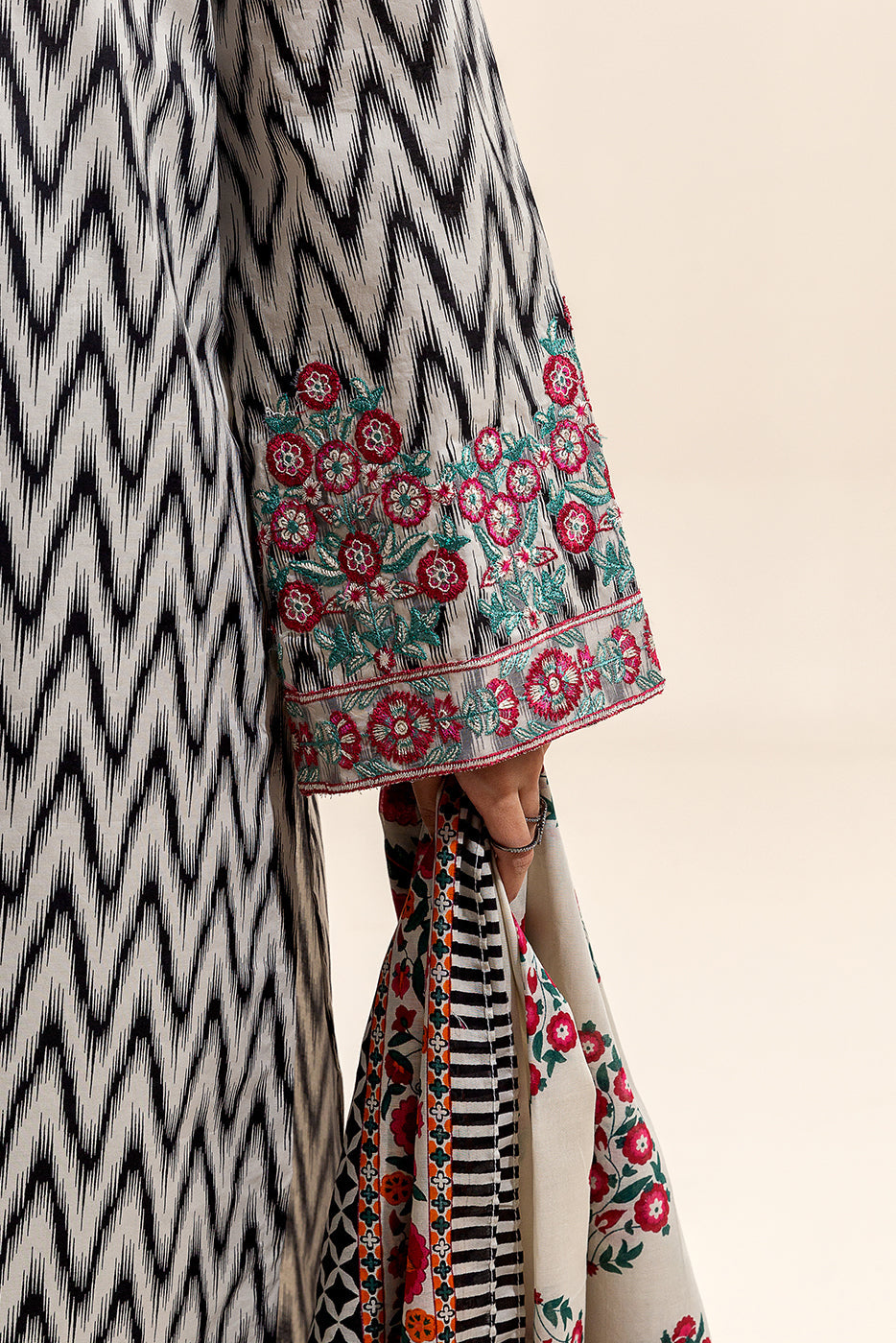 3 Piece Embroidered Lawn Suit-Ikat Mesh (Unstitched)