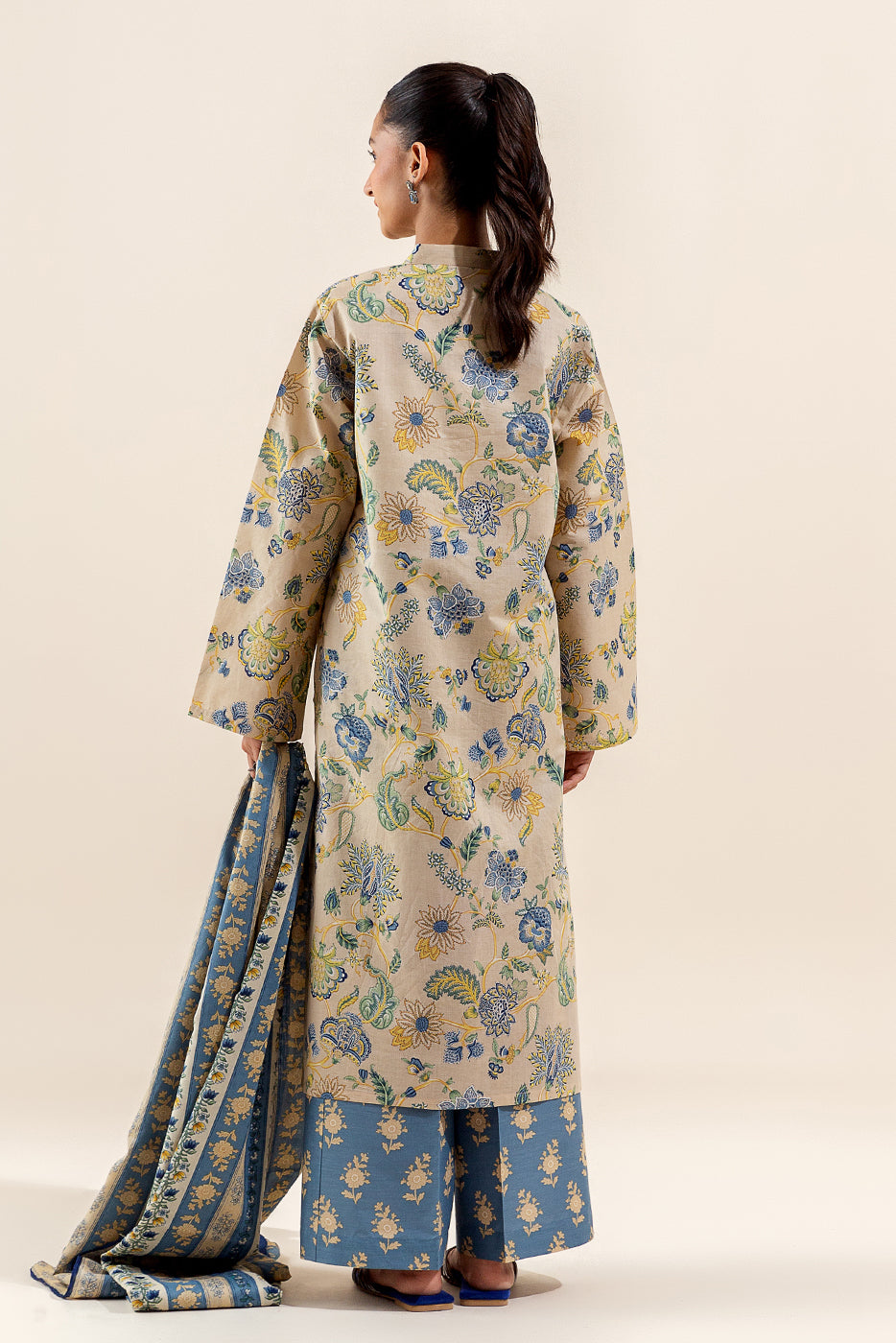3 Piece Printed Lawn Suit-Jacobean Fantasy (Unstitched)