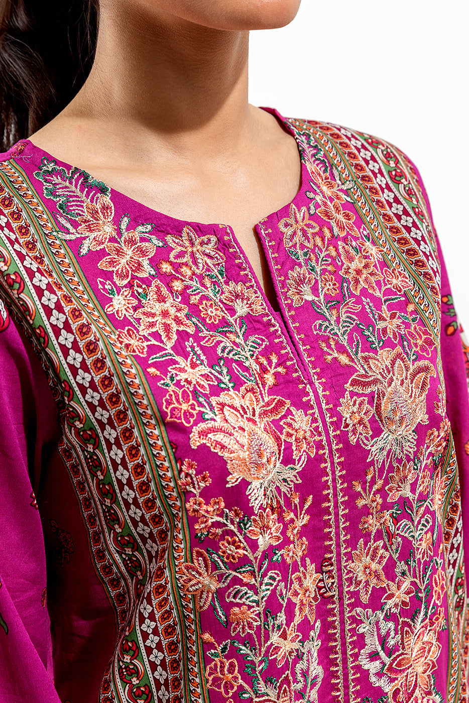2 Piece Embroidered Lawn Suit (Luxury Pret)