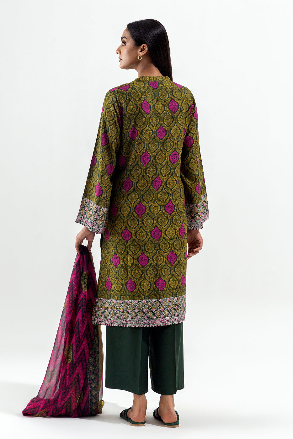 3 PIECE PRINTED VISCOSE SUIT (PRET)