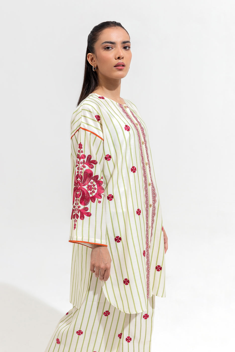 2 Piece Embroidered Yarn Dyed Suit (Pret)