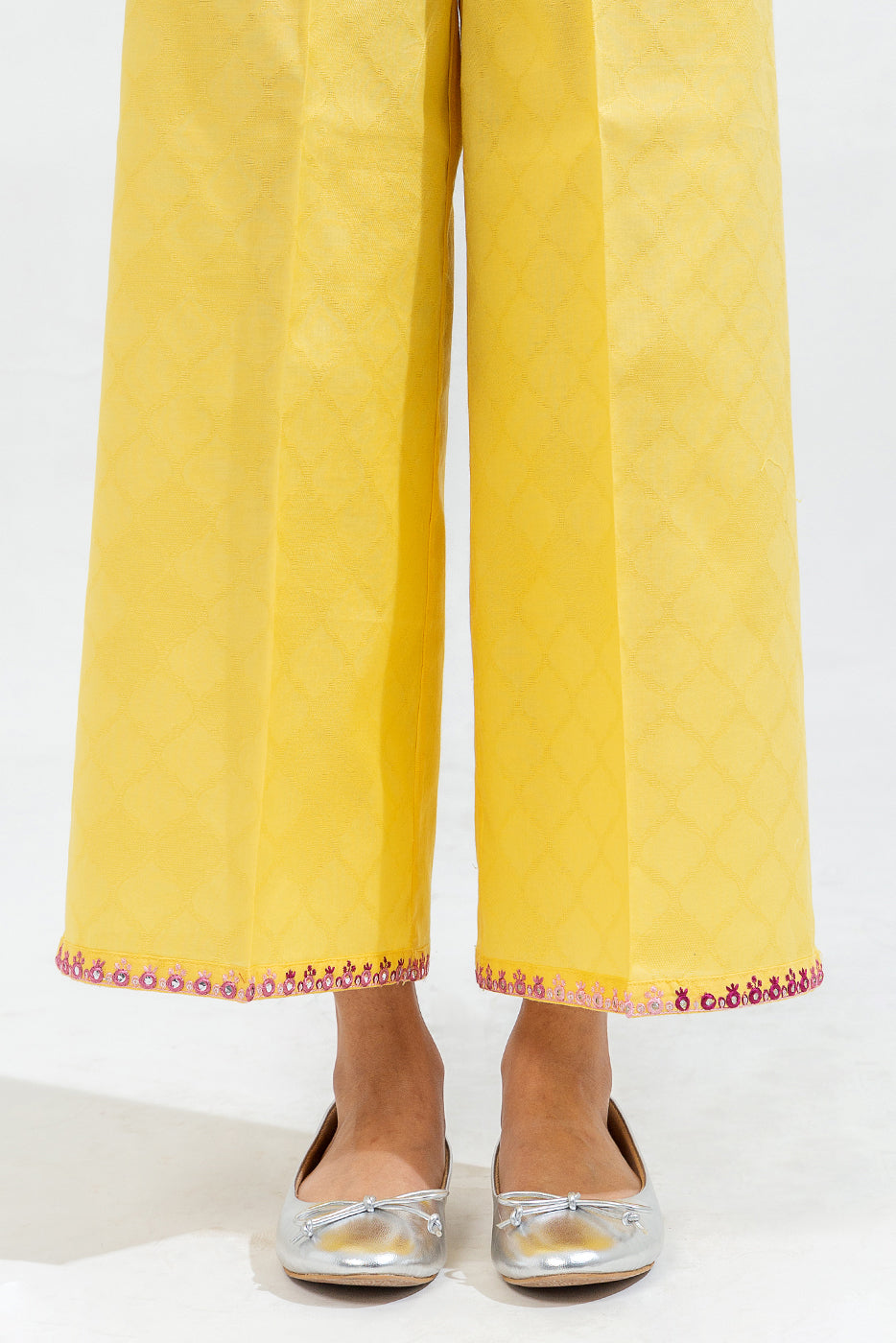 2 Piece Embroidered Jacquard Suit (Pret)