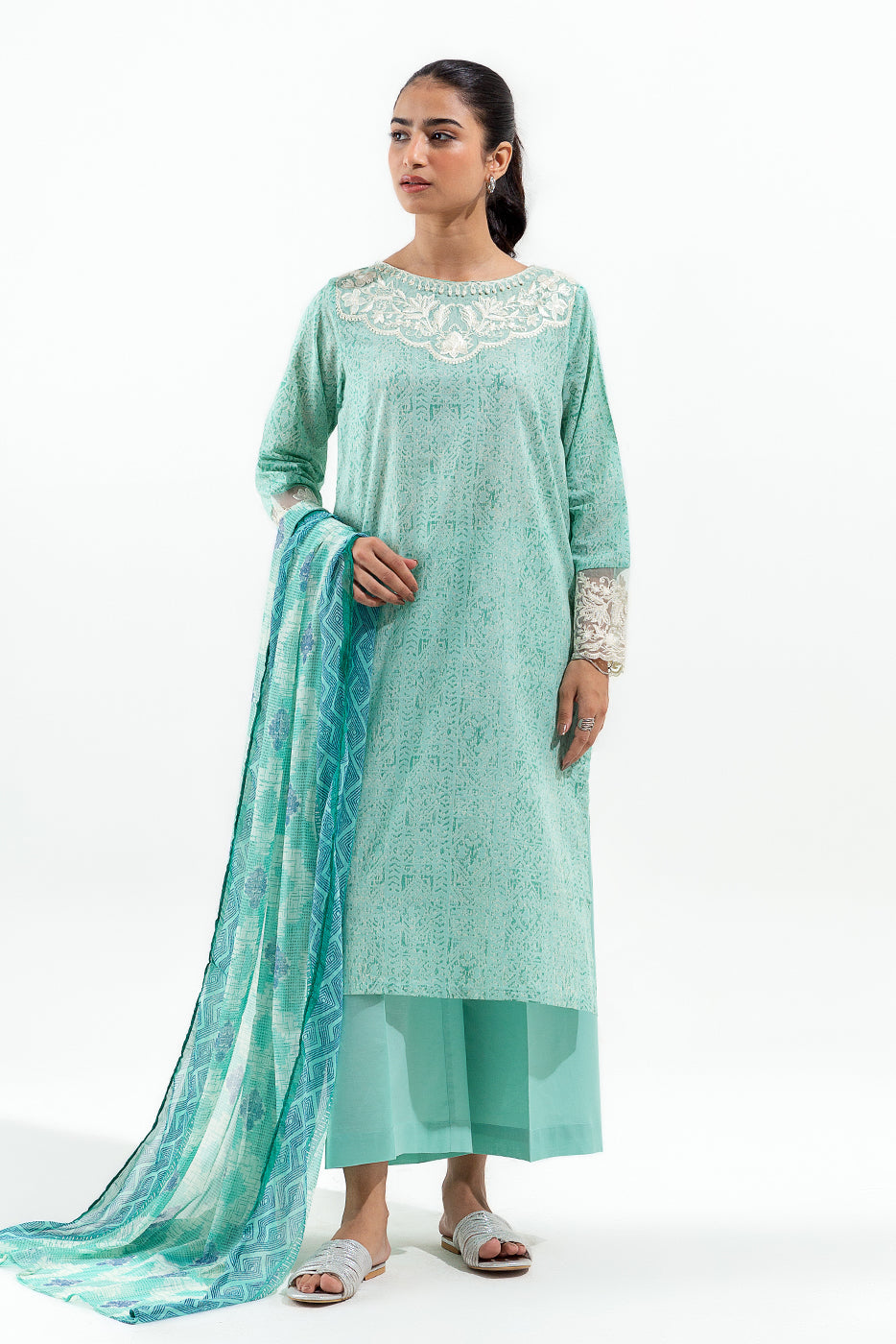 3 Piece Embroidered Lawn Suit (Pret)