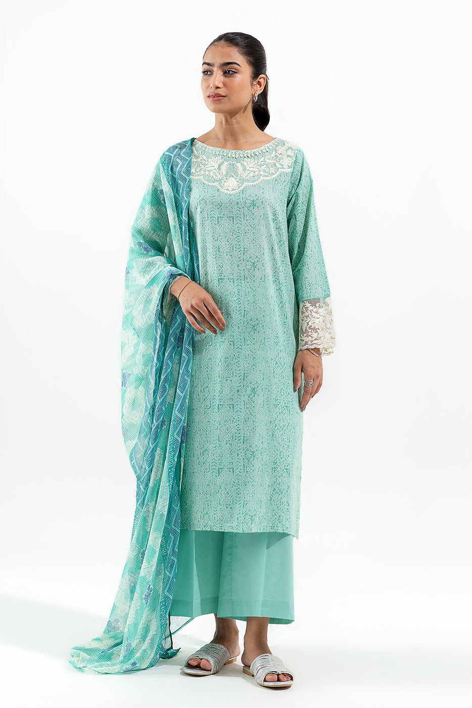 3 Piece Embroidered Lawn Suit (Pret)