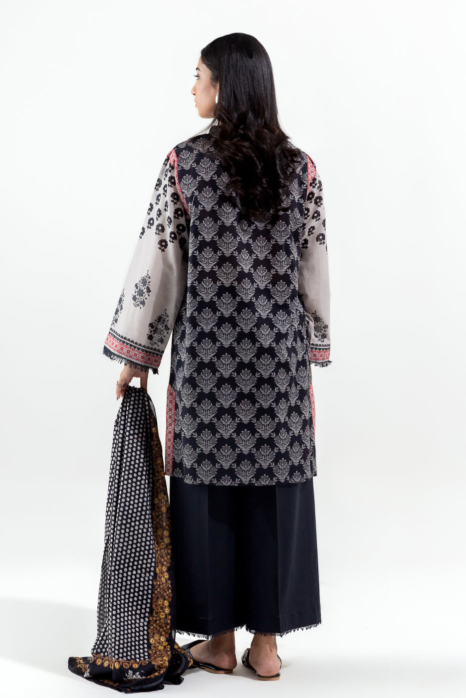 3 Piece Printed Lawn Suit (Pret)