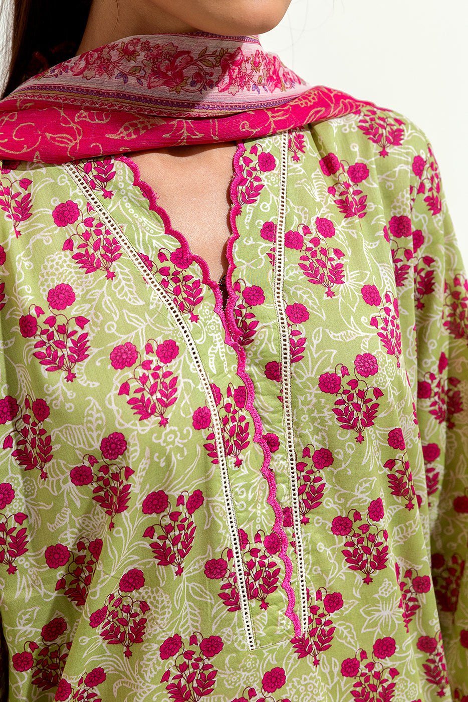 3 Piece Printed Lawn Suit (Pret)