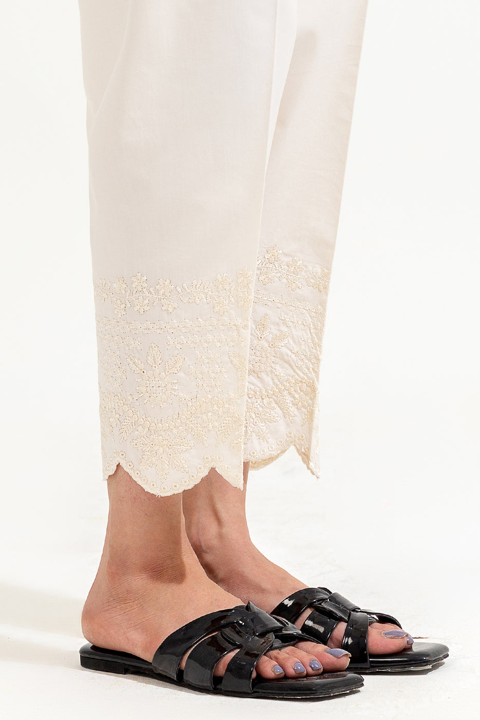 Embroidered Straight Pants