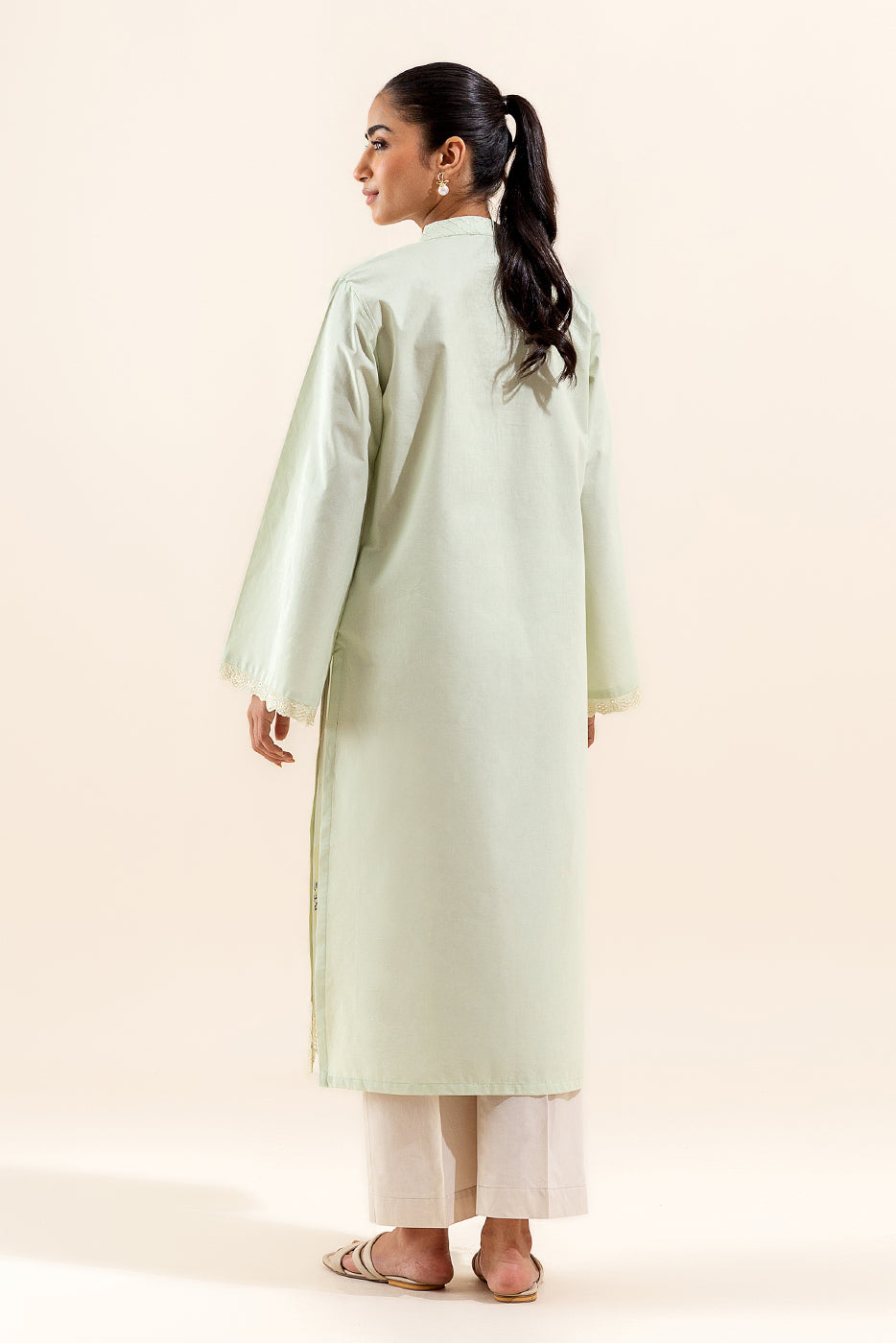 1 PIECE EMBROIDERED LAWN SHIRT-OPAL ATTIRE (UNSTITCHED)