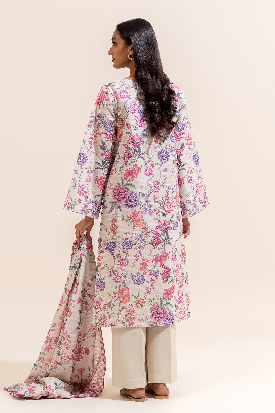 3 Piece Printed Lawn Suit-Crème Florals (Unstitched)