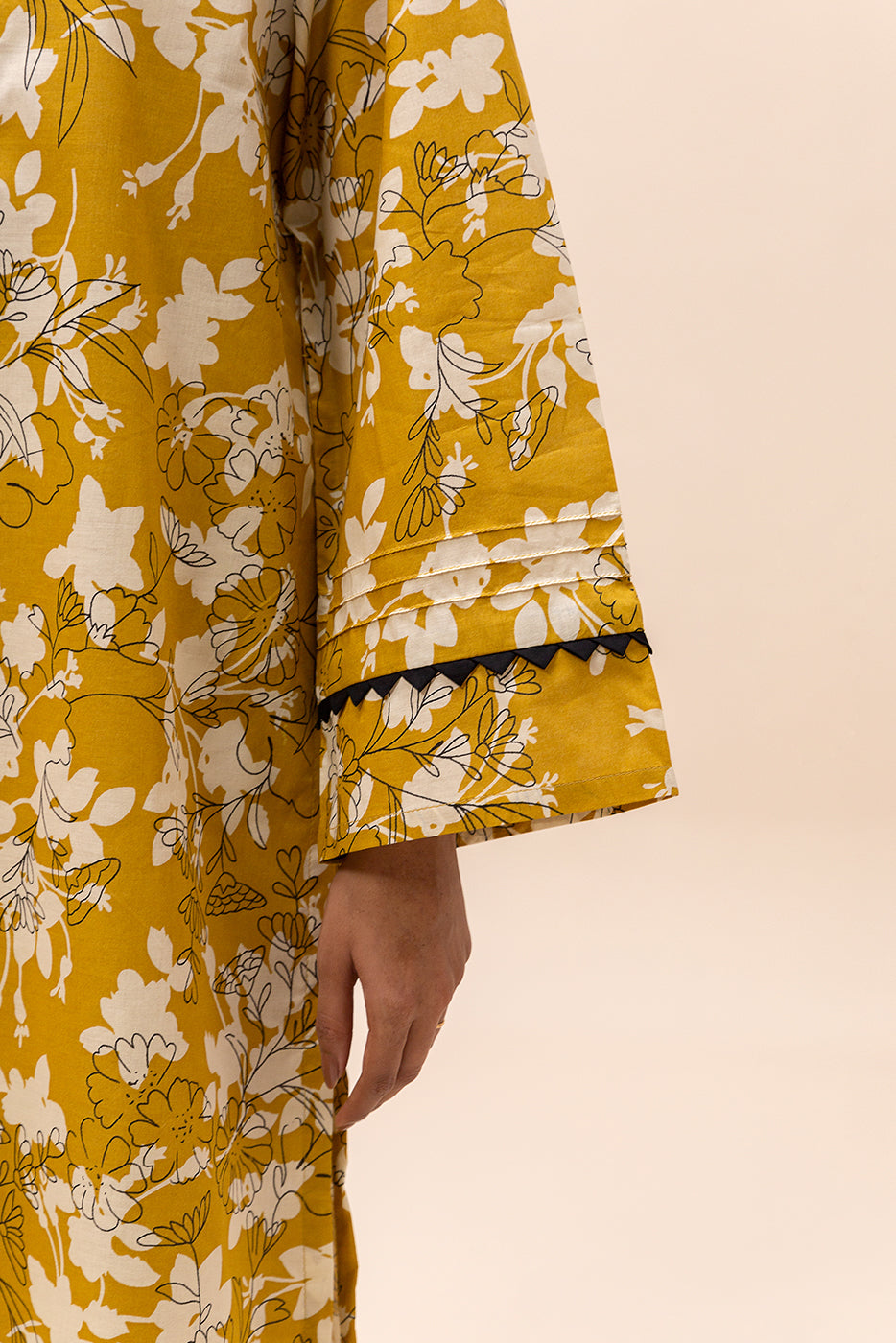 2 Piece Printed Lawn Suit-Dandelion Charm (Unstitched)