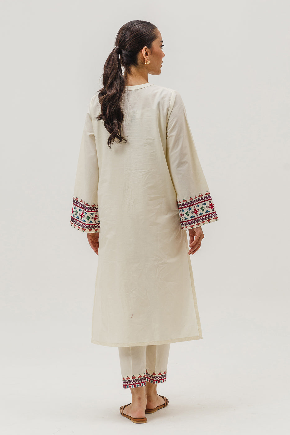 2 Piece Embroidered Cambric Suit (Pret)