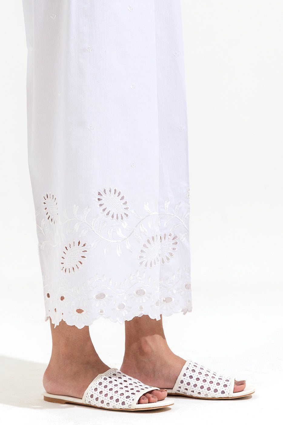 Embroidered Culotte Pants